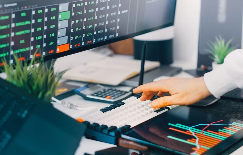 Drowning in Dashboards: How the Analytics Explosion Is Slowing American Business Down